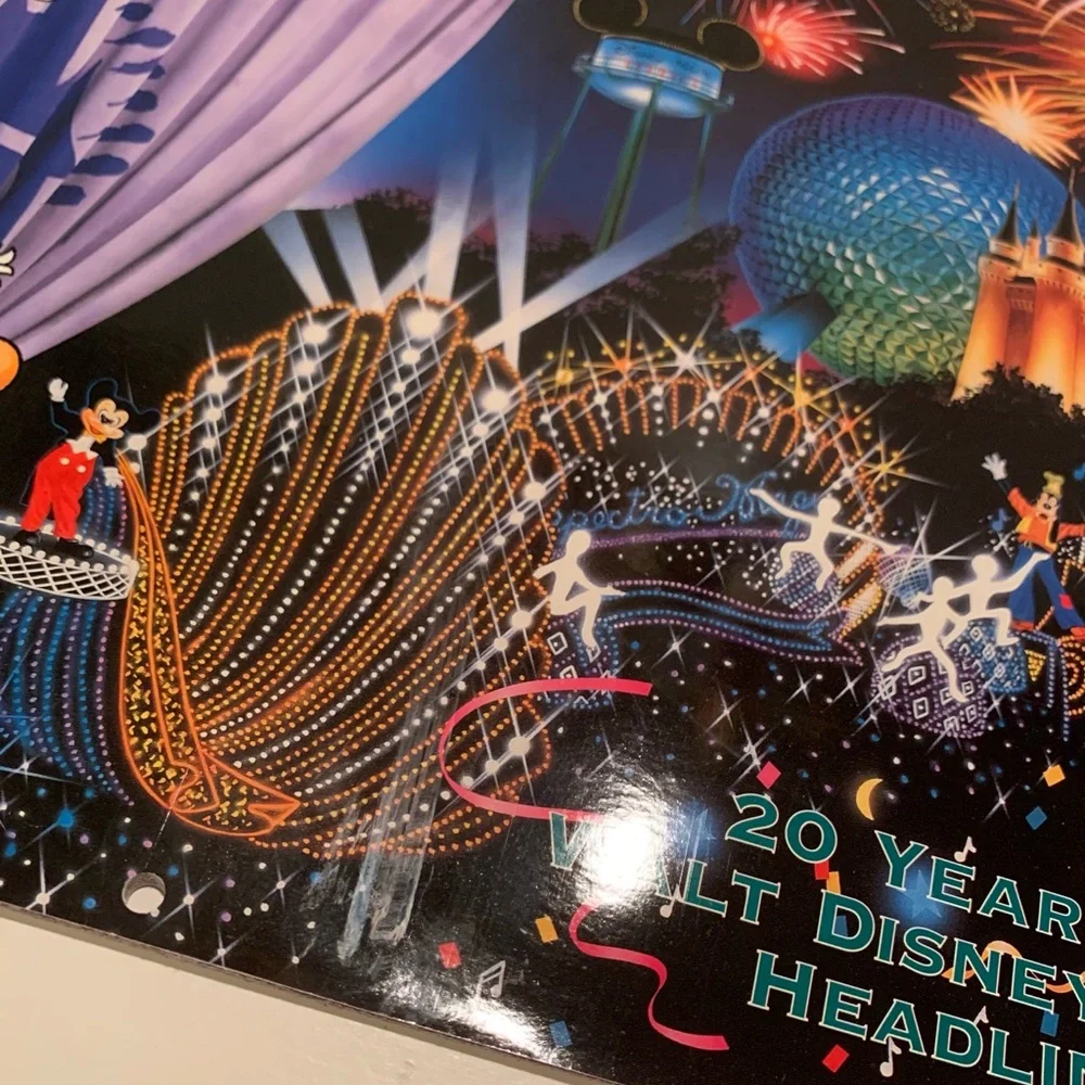 VINTAGE 1992 DISNEY WALL CALENDAR.